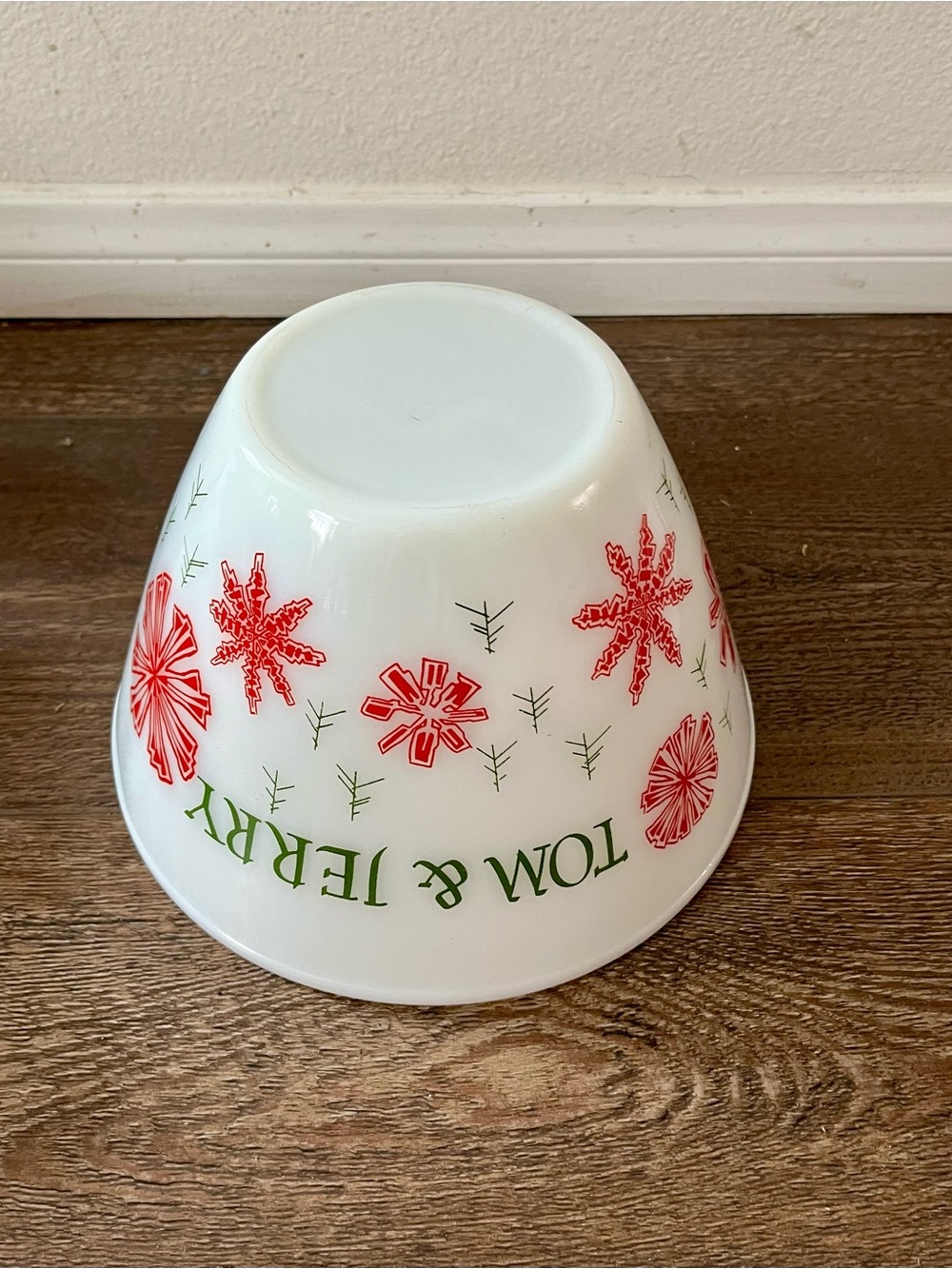 1960 Fire-King Tom & Jerry Bowl Milk Glass And 7 Mugs - Picture 10 of 15